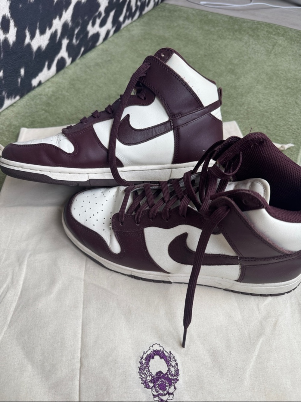 Nike Dunks Sneakers — Off White and Dark Burgundy